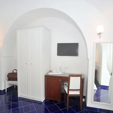 Alojamento de Acomodação e Pequeno-almoço Core Amalfitano 4*