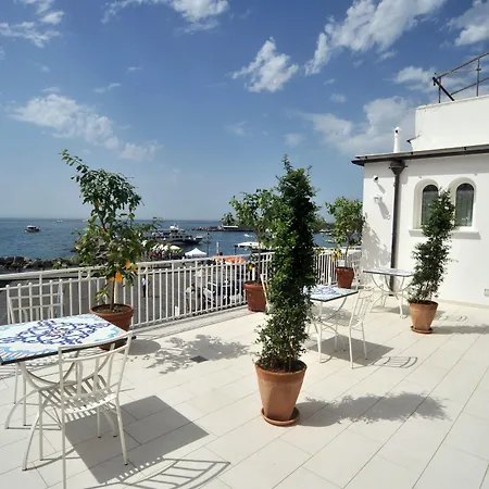 Core Amalfitano Bed & Breakfast 4*