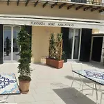 Couette-café Core Amalfitano 4*
